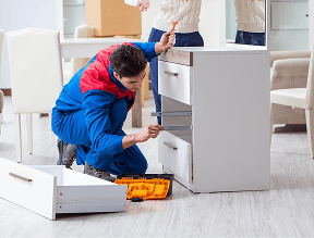 Möbelaufbau und reparatur